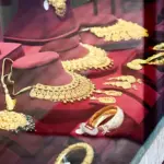 सुनचाँदीको मूल्य घट्यो, आज कतिमा हुँदैछ कारोबार ?